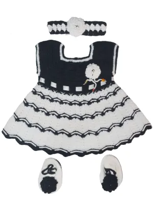 Graminarts Handmade Wonnie Sleveless Frock With Booties & Hair Band- White & Black