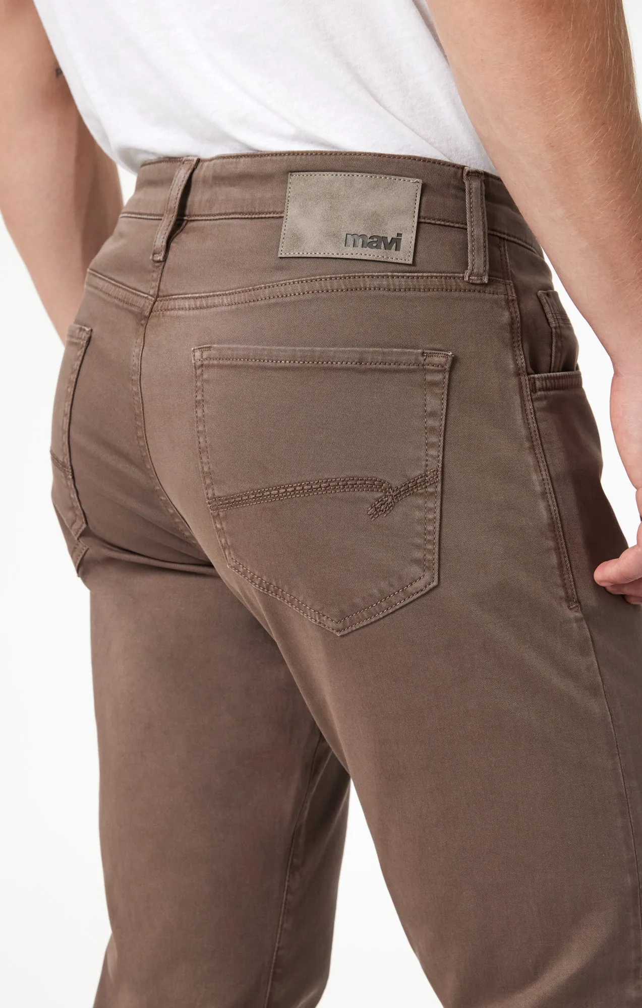 MATT RELAXED STRAIGHT LEG IN BROWN CASUAL TWILL