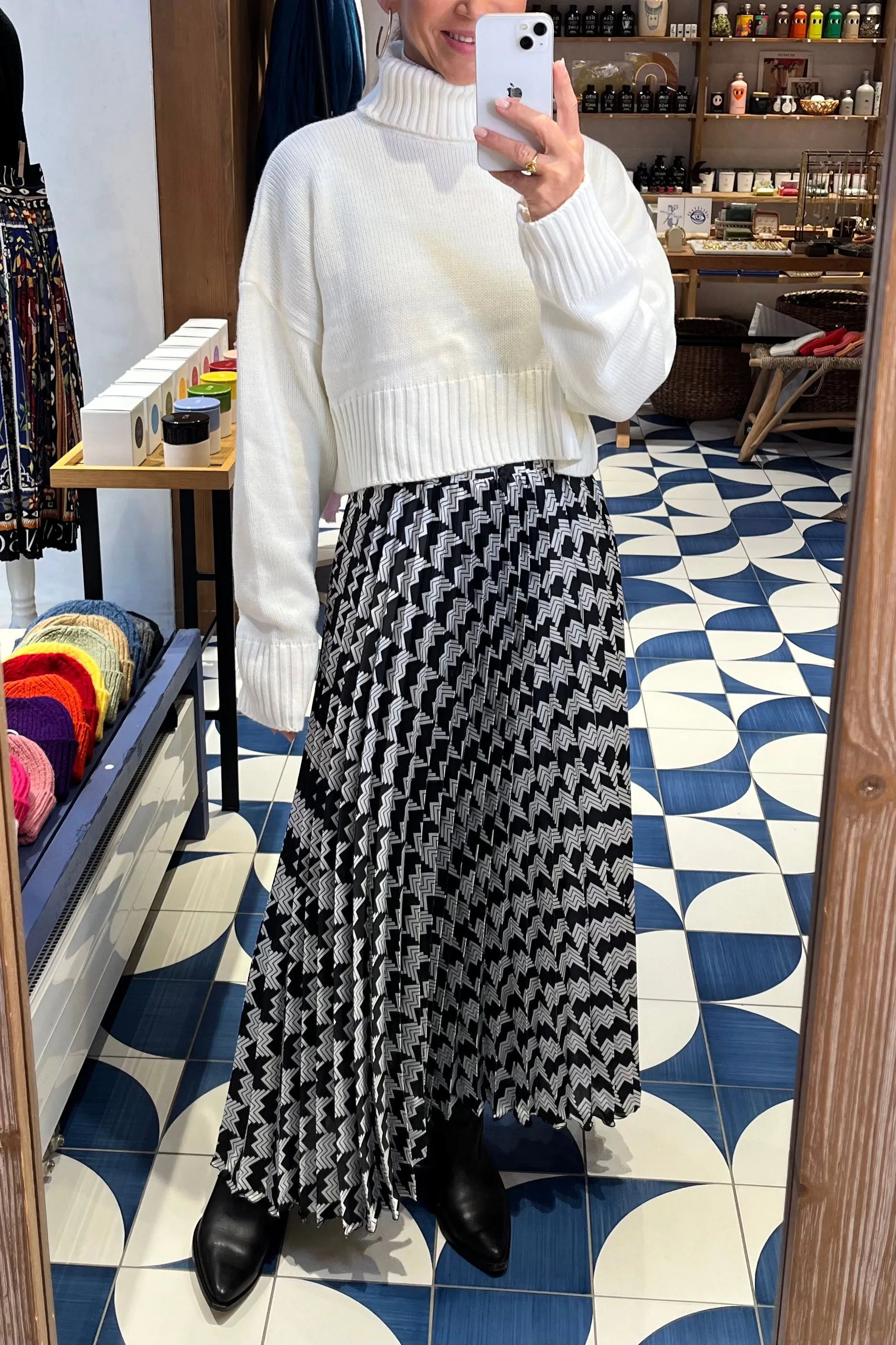 PLEATED MIDI SKIRT "PIED”